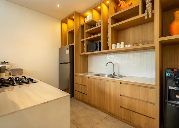 Flores By Betterplace Villa Canggu (Bali)